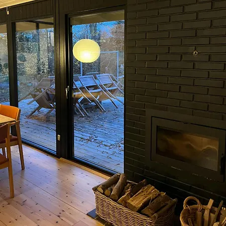 Birdsong And The Sound Of Waves At Reerso *
