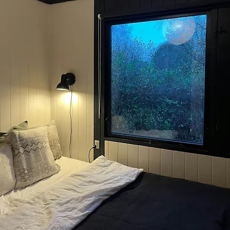 Birdsong And The Sound Of Waves At Reerso